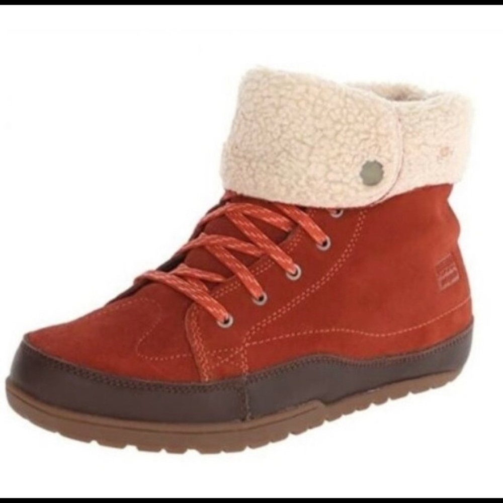 Patagonia Rusted Iron Orange Suede Winter Boots